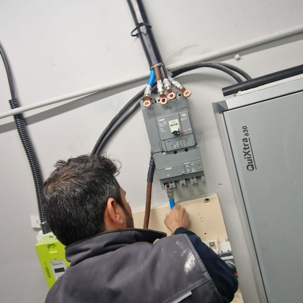 Électricien à Nantes
